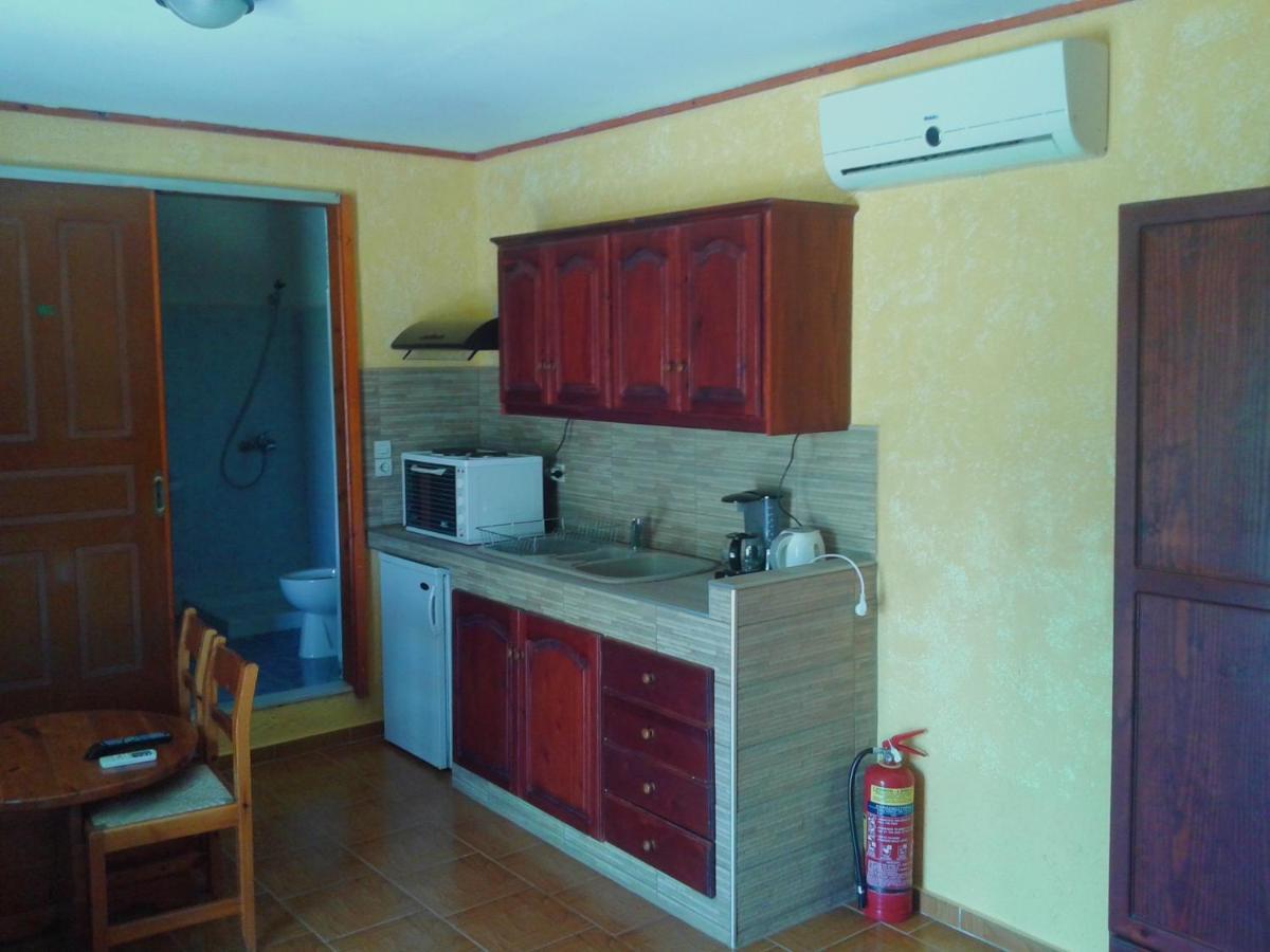 פלקסטרון Sunrise Apartments מראה חיצוני תמונה
