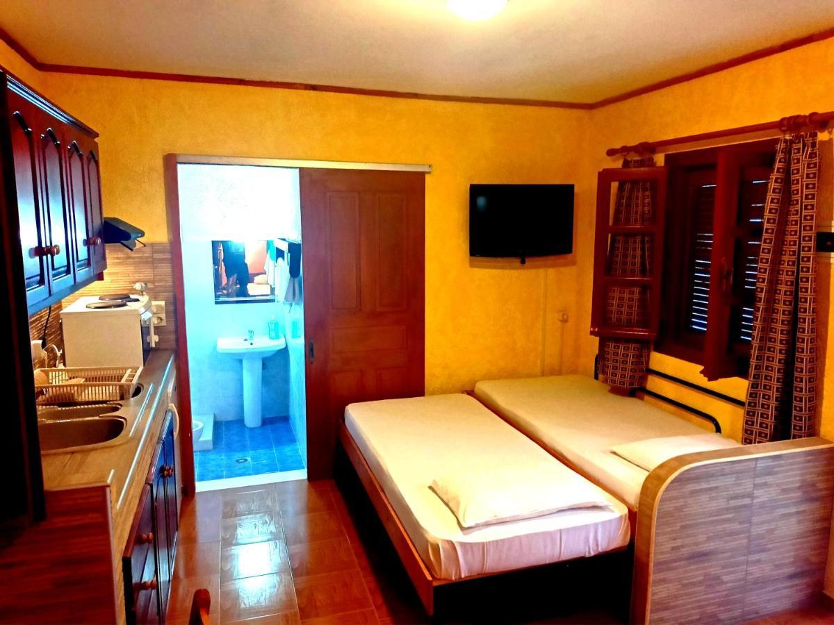 פלקסטרון Sunrise Apartments מראה חיצוני תמונה