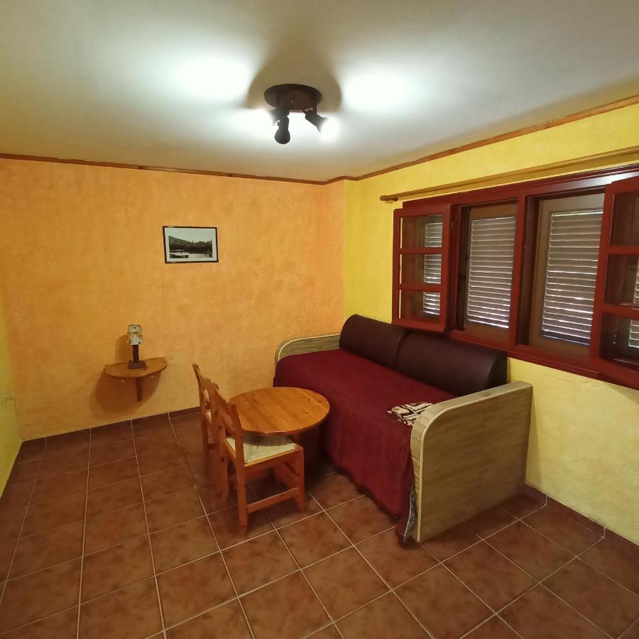 פלקסטרון Sunrise Apartments מראה חיצוני תמונה